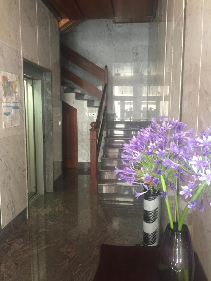 Residencia Universidad โอว์เรนเซ ภายนอก รูปภาพ