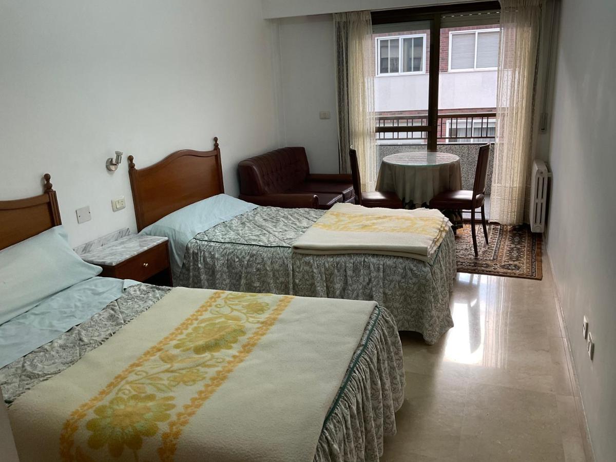 Residencia Universidad โอว์เรนเซ ภายนอก รูปภาพ