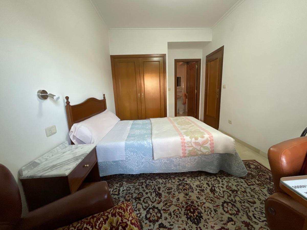 Residencia Universidad โอว์เรนเซ ภายนอก รูปภาพ