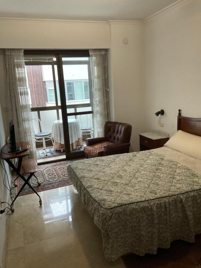 Residencia Universidad โอว์เรนเซ ภายนอก รูปภาพ